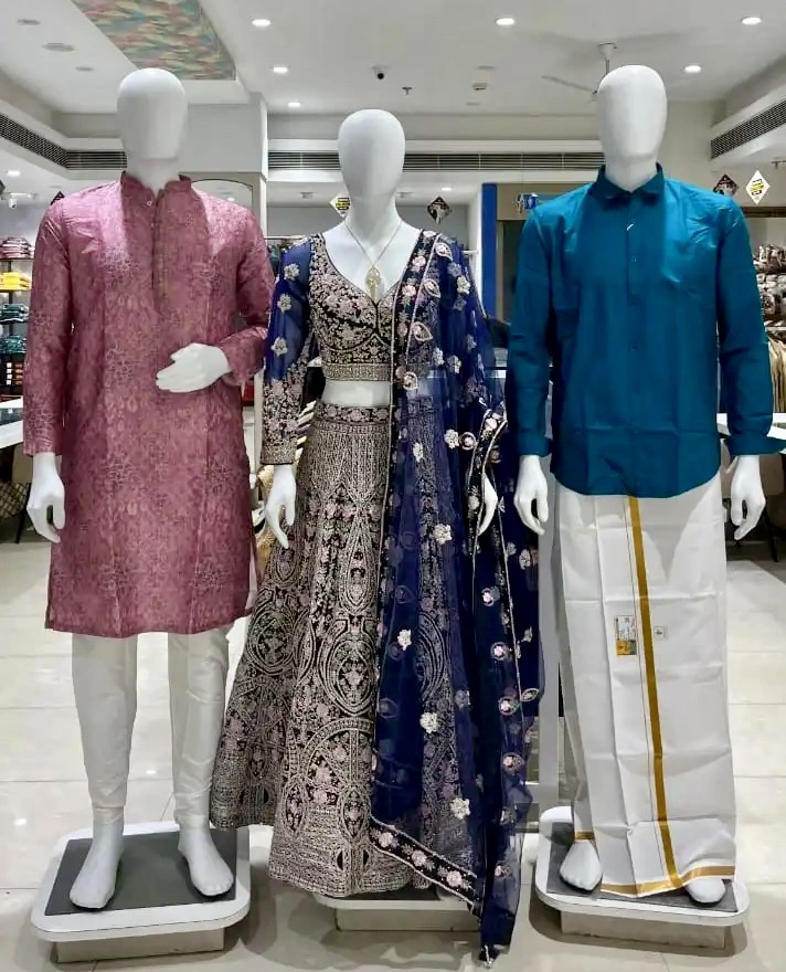 Discover premium sarees, handloom sarees, kurtis and ladies wear at MOHOTSAV – the trusted women’s clothing store in Angul, Odisha.
